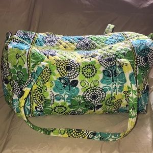 Extra large Vera Bradley duffel